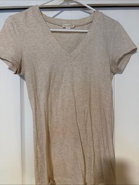 Lightweight Beige V-Neck Short Sleeve Tee